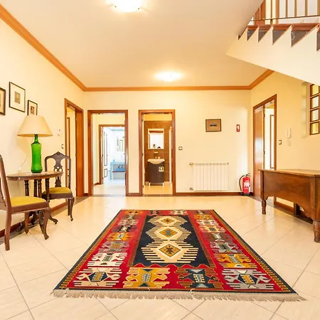 בית נופש River View House *