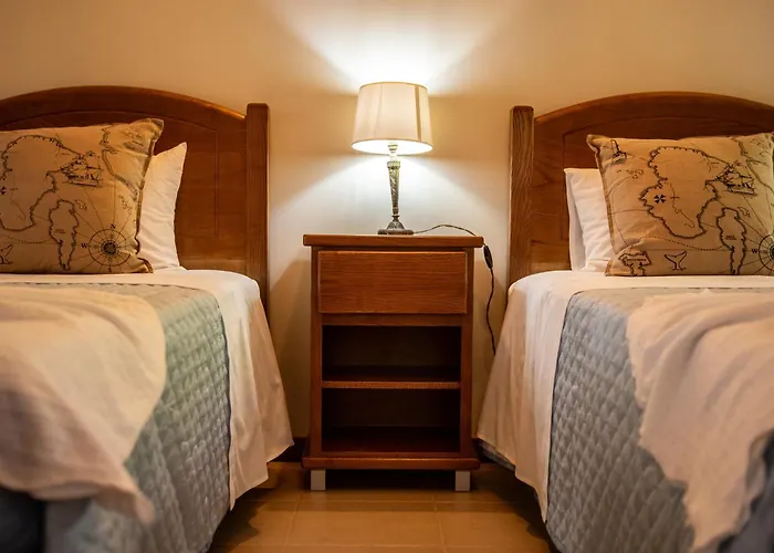 Tatil Evi River View House *